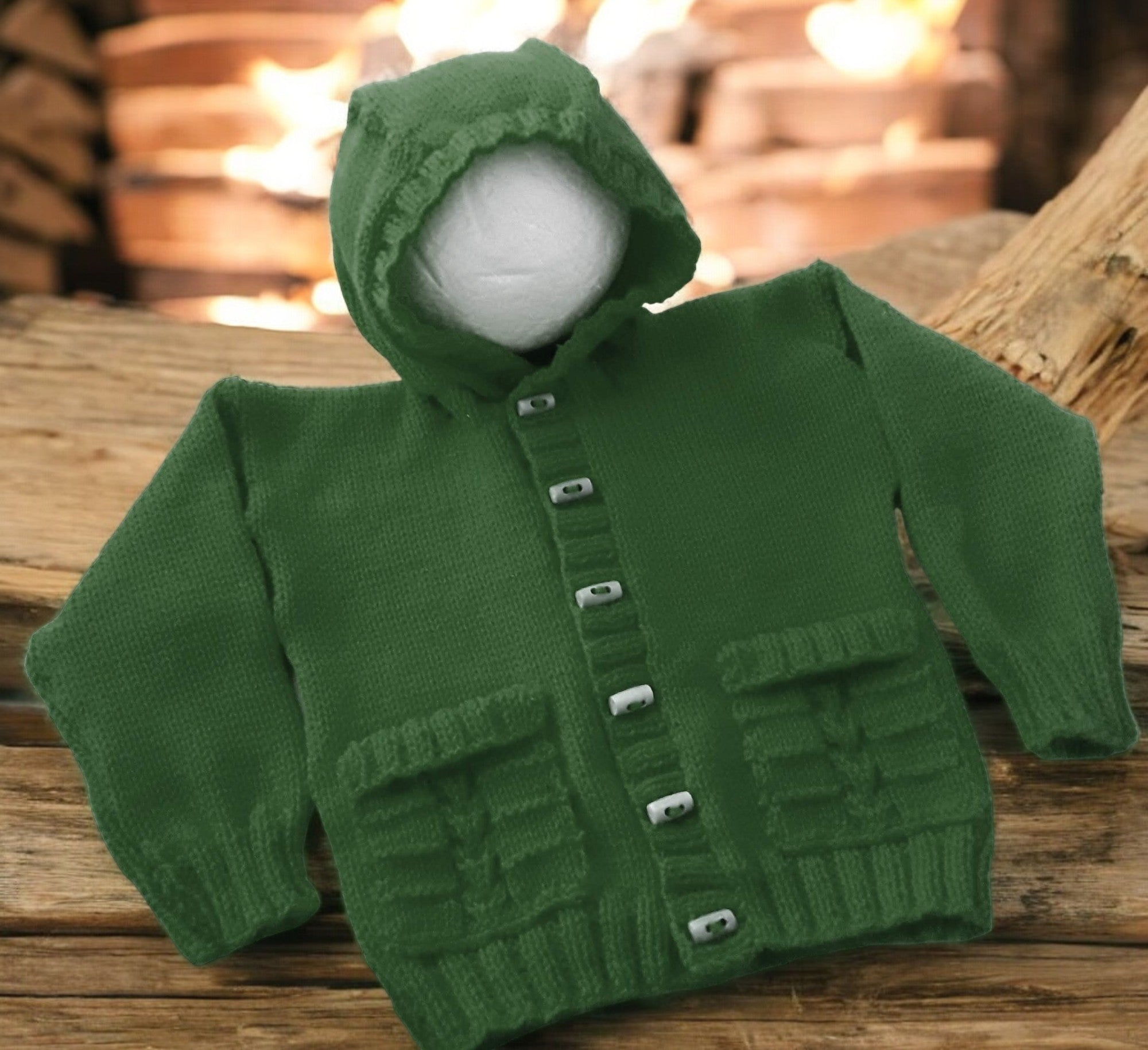 Unisex knitted hoodie with pockets