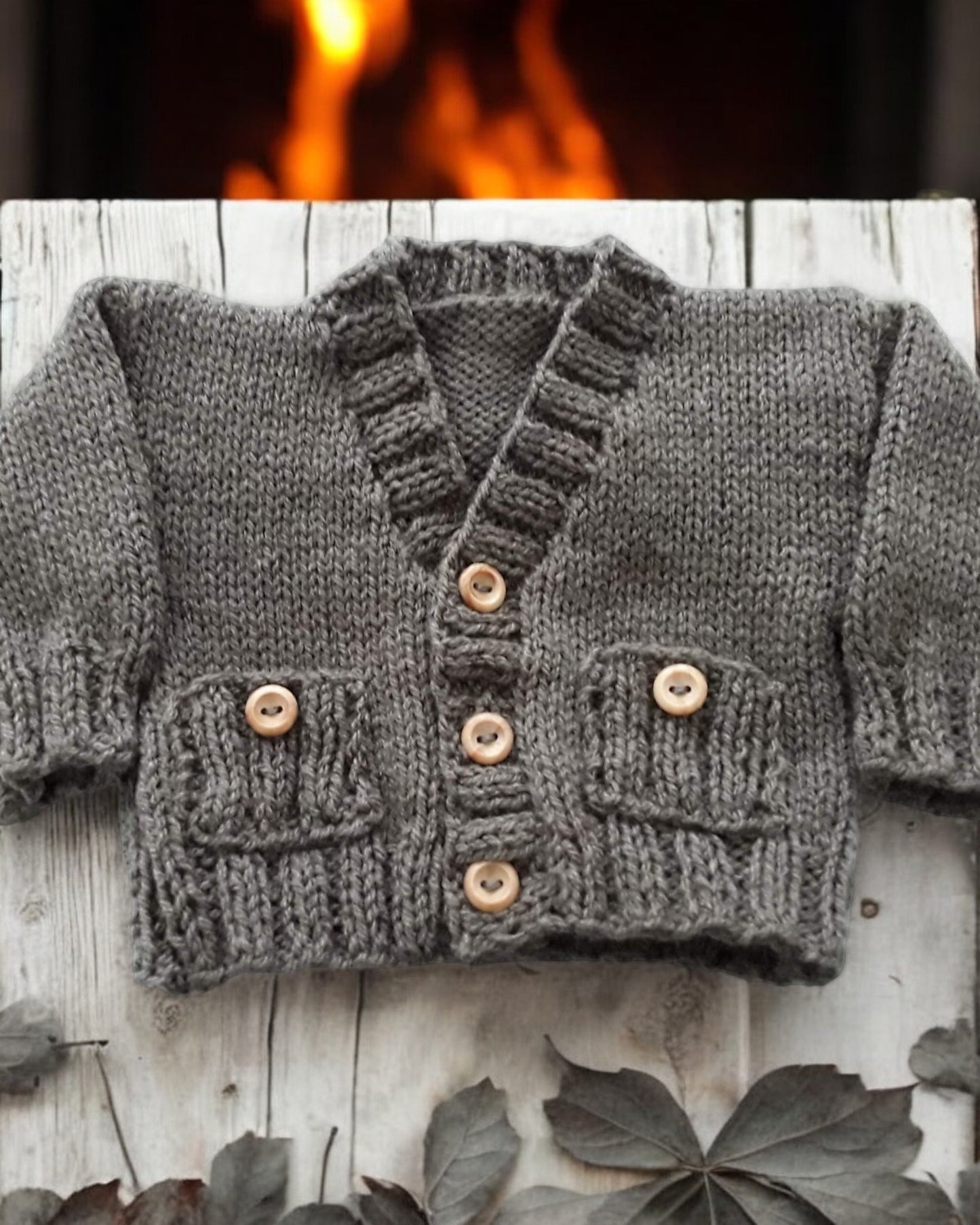 Classic Boys’ Knitted Cardigan with Pockets – V-Neck Design & Wooden Buttons